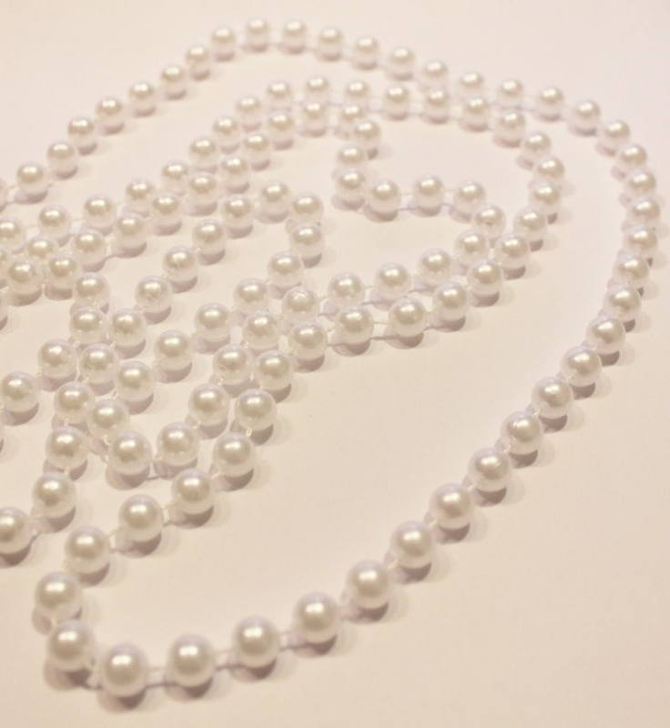Perlenkette Weiß, ideal zur Weihnachtsdeko
